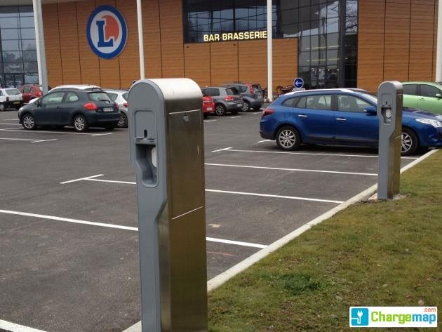 E. Leclerc : Une Borne De Recharge Installée Par Semaine