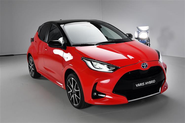 Toyota Yaris Hybride Lheure De La Maturité Pour La Quatrième Génération